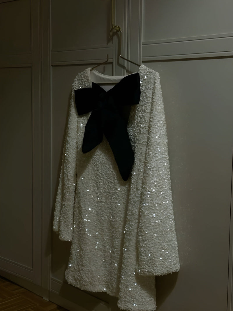 Carina - Paljettkjole med volanger