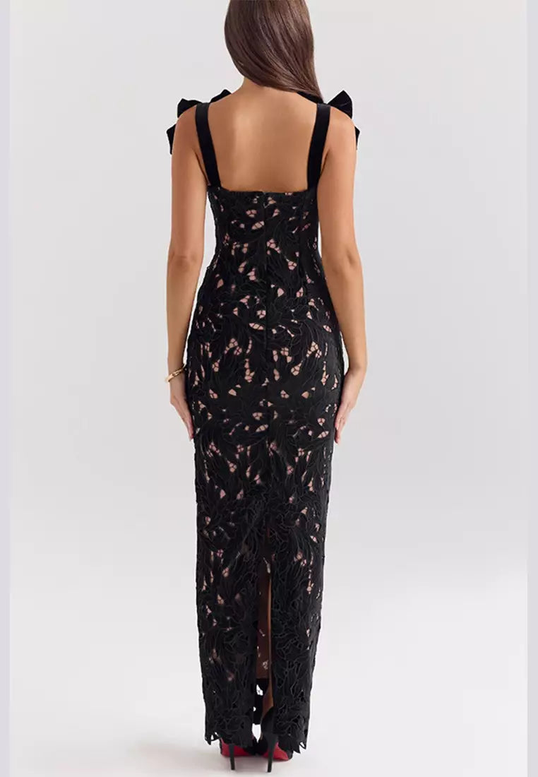 Veronica - Maxikjole med knytetopp og broderte kanter